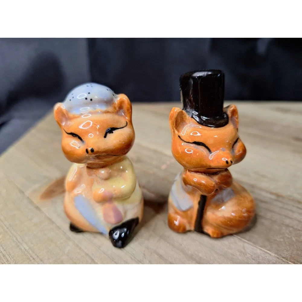 Vintage 1950s Anthropomorphic Fox Salt & Pepper Shakers Top Hat & Bonnet Set